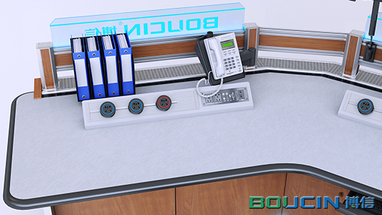 如何選擇監(jiān)控臺和操作臺？